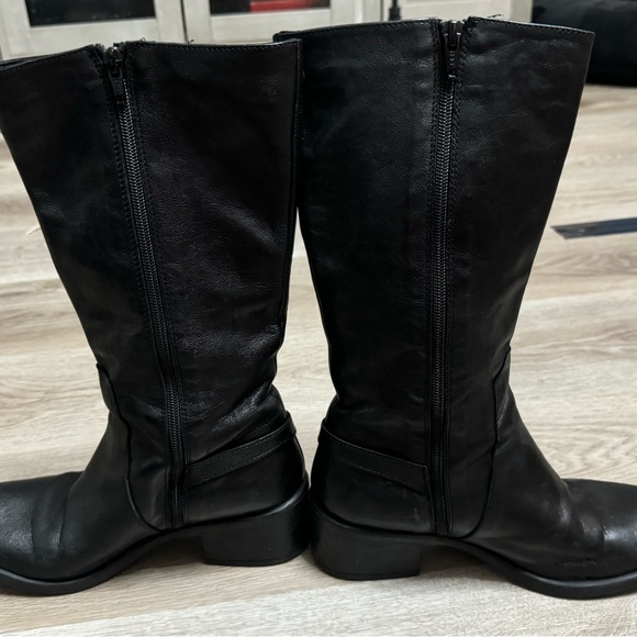 Black leather boots in good pre loved condition - Picture 3 of 6
